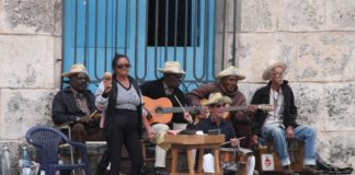 havana-cuba-musicians