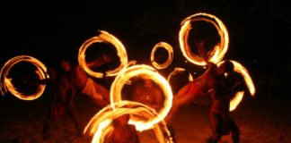 bora-bora-hotel-fire-dance